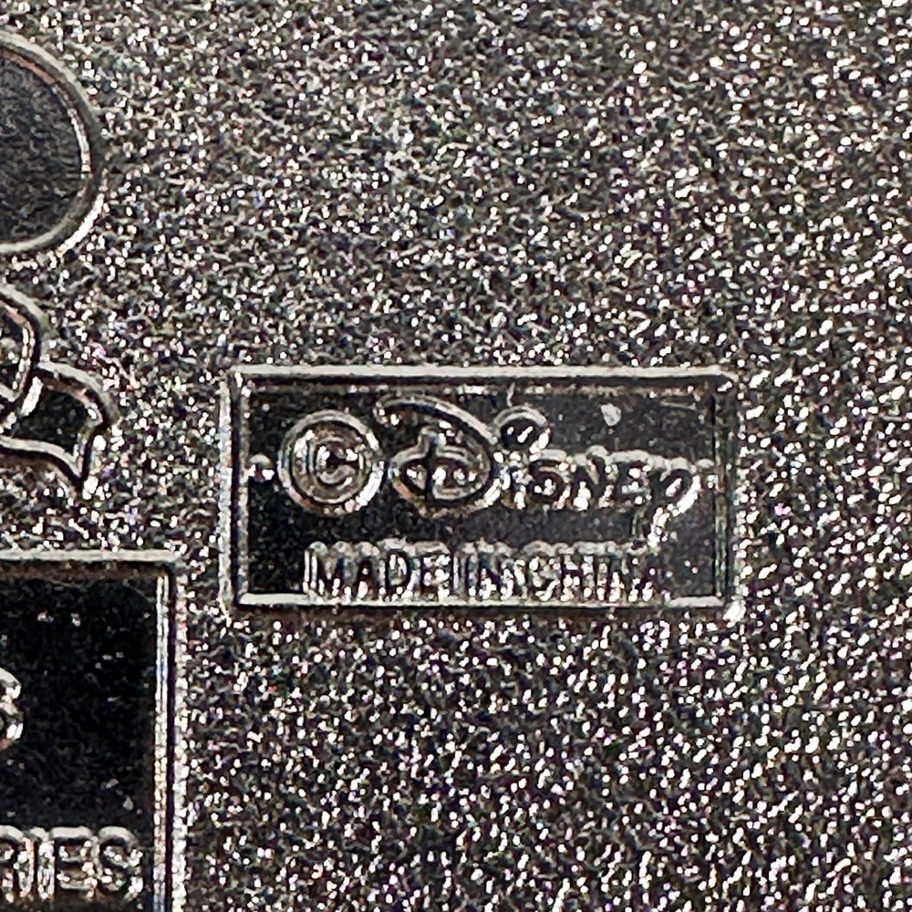 VTG Minnie Mouse Bride Dress Disney Pin Trading White Red Lanyard Series 2002 - Picture 5 of 5